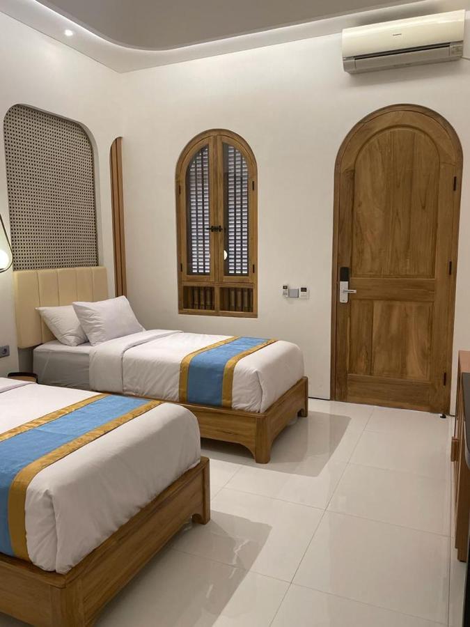 Hotel Besar Пурвокерто Экстерьер фото