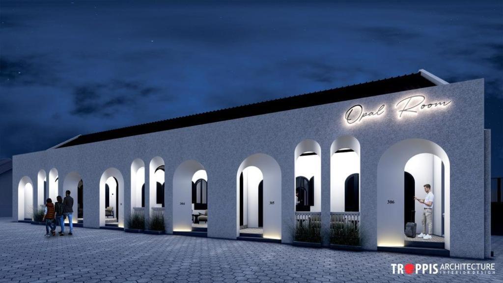 Hotel Besar Пурвокерто Экстерьер фото