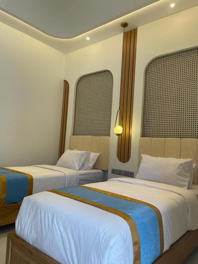 Hotel Besar Пурвокерто Экстерьер фото
